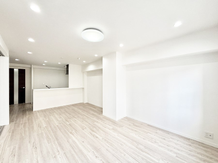 ���r���O ���Ƒ��̓��₩�Șb�����ŕ�܂�閾�邢���r���O