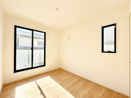 ���̑����� �o���R�j�[���J�������v���X���Ă����m��