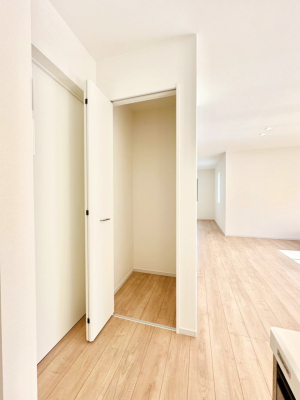 ���[ ���r���O���[�B�U�炩�肪���ȃ��r���O���X�b�L���ƕۂĂ܂��ˁB �@�@