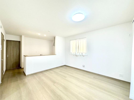 ���r���O �Z�ޕ��̌��������o�����A�C���e���A���l����̂��y���݂ȃ��r���O�ł��I 