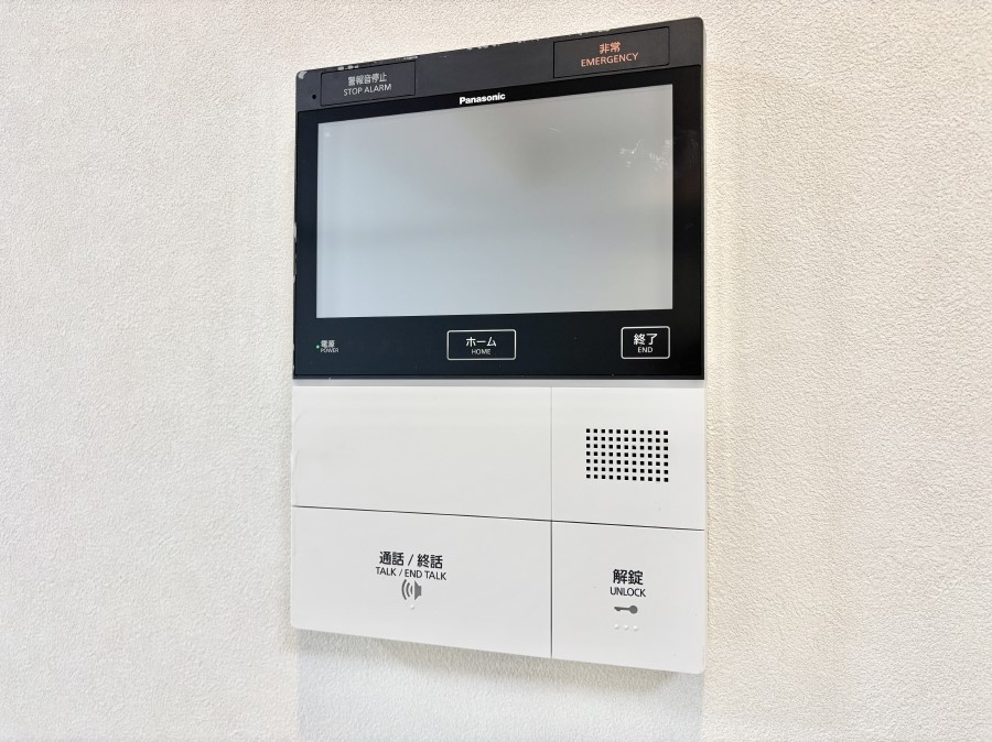 ���̑����� TV���j�^�[�t�C���^�[�t�H�����t���Ă��ăZ�L�����e�B�[��  