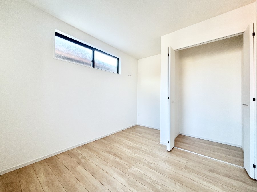 ���̑����� ���[���[�����Ă���̂ŁA���Z�X�y�[�X���L���g���܂��B 