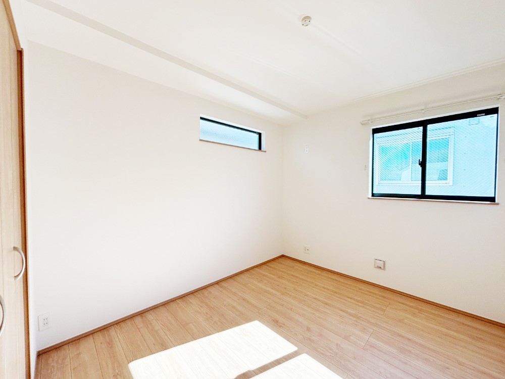 �q������ ������̂₳���������S�n�悢�v���C�x�[�g���[��