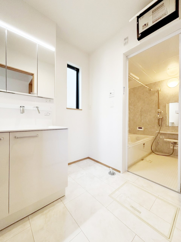 ���̑� �L�X�Ƃ�Ƃ�̂��郉���h���[�X�y�[�X