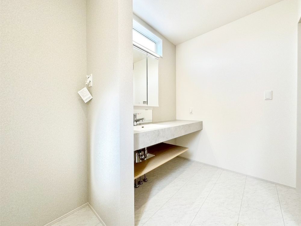 ���̑� �L�X�Ƃ�Ƃ�̂��郉���h���[�X�y�[�X