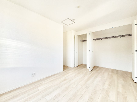 ���̑����� ���[���[�����Ă���̂ŁA���Z�X�y�[�X���L���g���܂��B