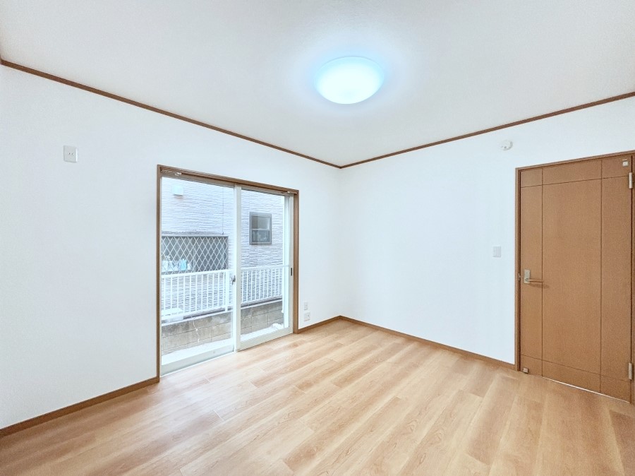 ���̑����� �u�₩�ȓ��������������S�̂�D������ݍ���ł���܂�