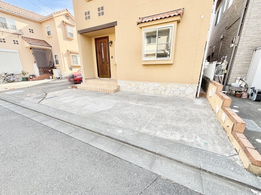  �����Ɍ������Ȃ����ԃX�y�[�X�B