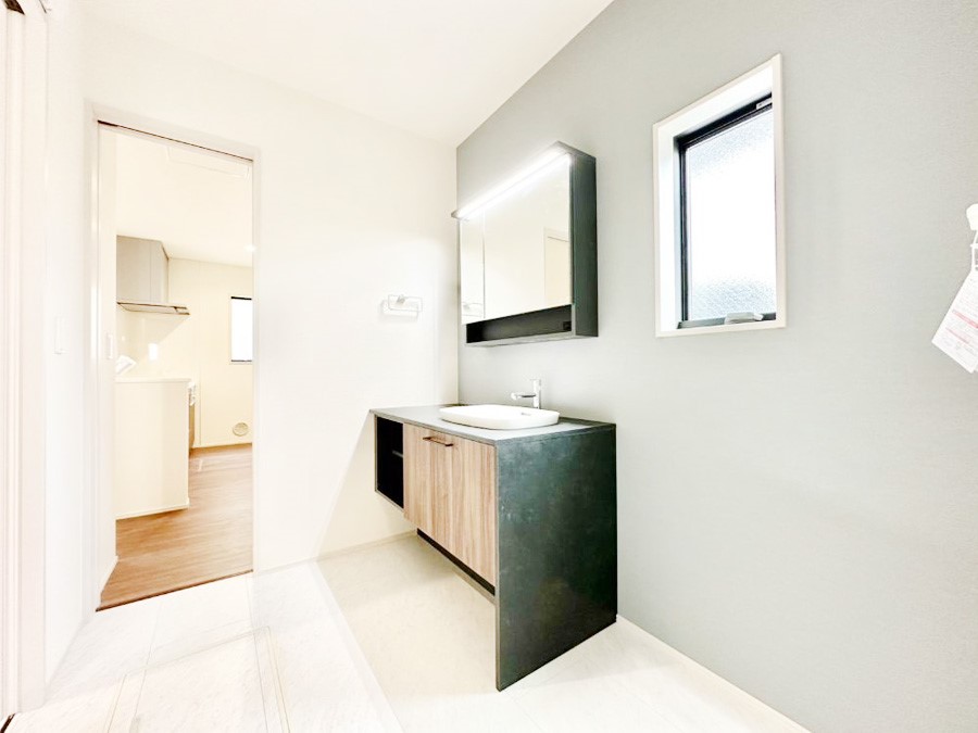 ���̑� �L���ƃL�b�`����2��������o����ł��郉���h���[�X�y�[�X�ŉƎ����Ԃ��Z�k�I