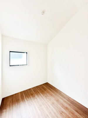 ���[ �G�ߕi���̕i�Ȃǂ����Ղ���[�o����[�˕t���ł��B