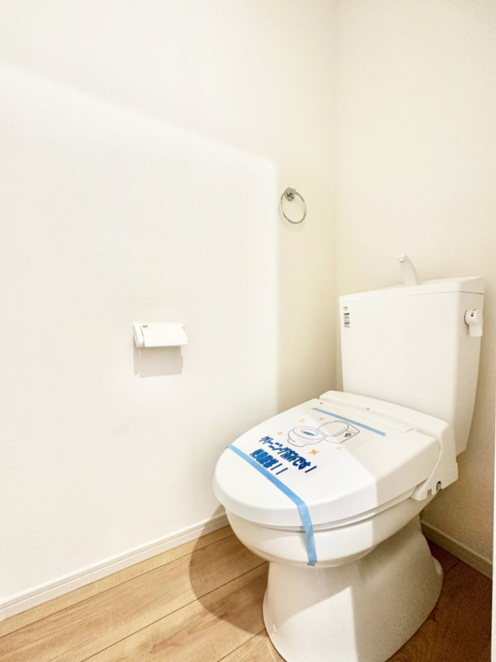 �g�C�� �g�C����1�K��2�K���ꂼ��ɔz�u����Ă��ĂƂĂ��֗��ł��B 