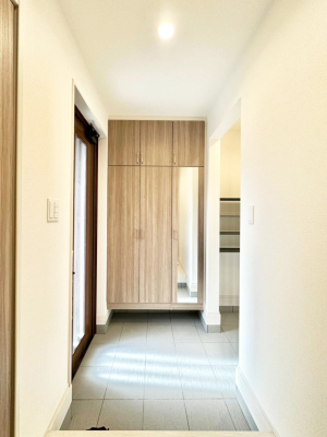 ���� ���邢���ւ͂��q�l�����o�}������̂ɂ҂�����ł��I 