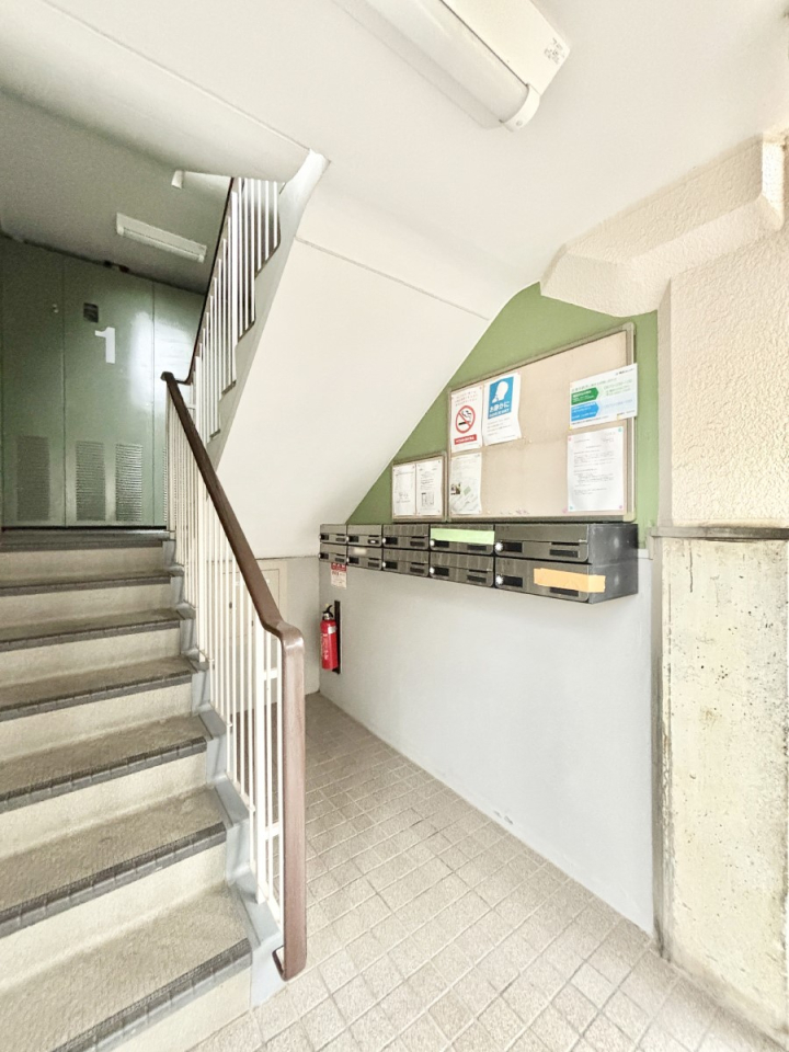 ���̑� �J�ɔG�ꂸ�ɗX�֕����󂯎��܂��B  