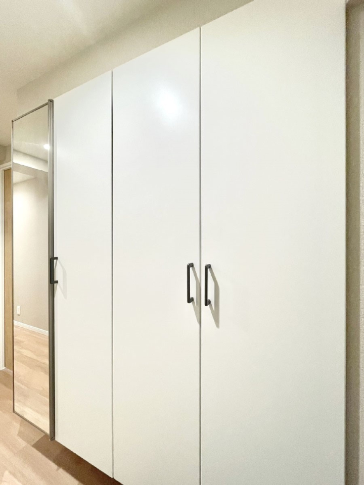 ���̑����� �����Ղ���[�ł���V���[�Y�{�b�N�X�ŉƑ��S���̌C���A���ւ�������B  