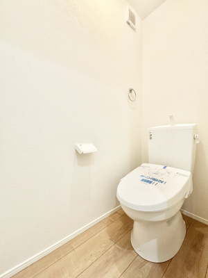 �g�C�� �g�C���͈��S�̂Q�ӏ��I���̃o�^�o�^������S�ł��B