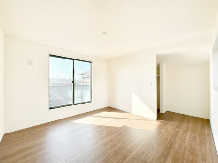 ���̑����� ���邢�o���R�j�[�T�C�h�ɗm����ݒu�B�ڊo�߂̗ǂ��Q���ɁB 