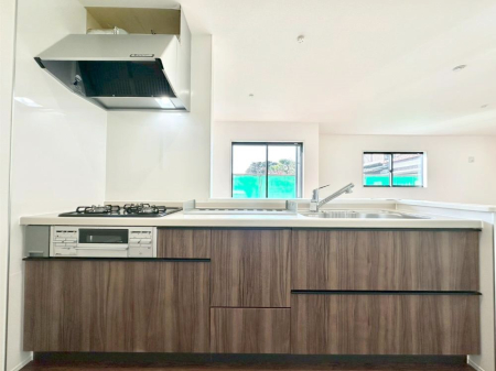 �L�b�`�� �������������I�ɁA�y�����I�V�X�e���L�b�`��  