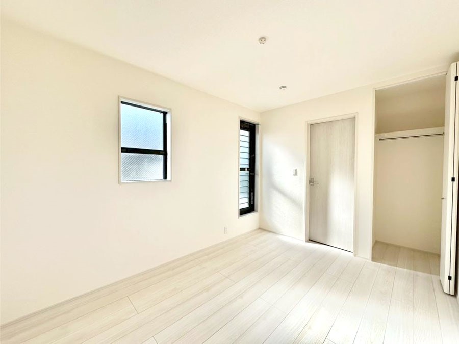 �q������ �q�������ɂ��������߂Ȏ��[�X�y�[�X�����Ղ�̋���