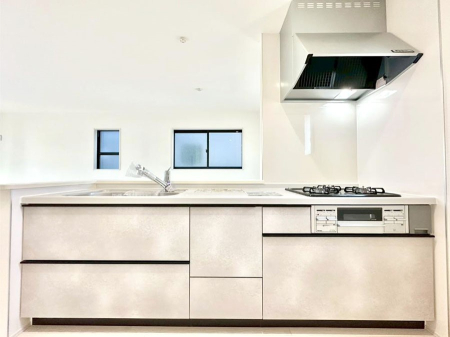 �L�b�`�� �������������I�ɁA�y�����I�V�X�e���L�b�`��  