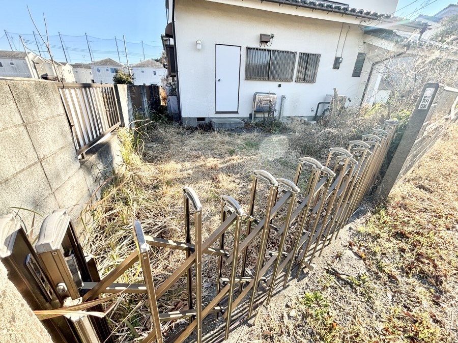  �����Ɍ������Ȃ����ԃX�y�[�X�B