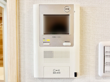 ̑ TVj^[tC^[tHtĂăZLeB[  