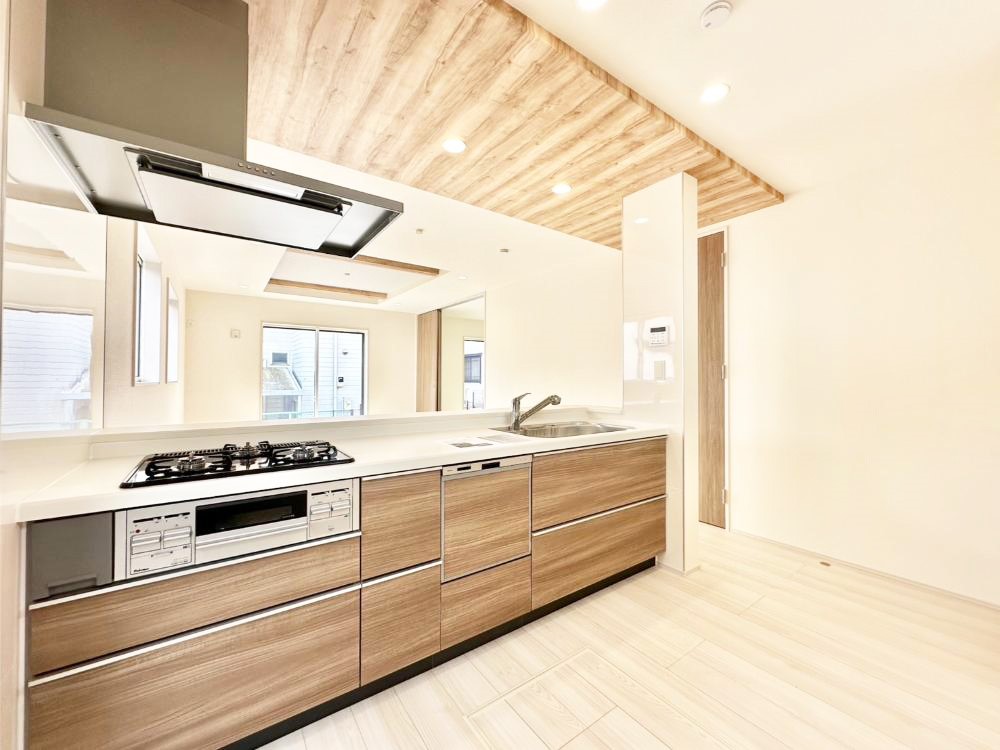 �L�b�`�� �����g���L�b�`��������A�g���₷�����������̂��₷���ɂ������܂����B 