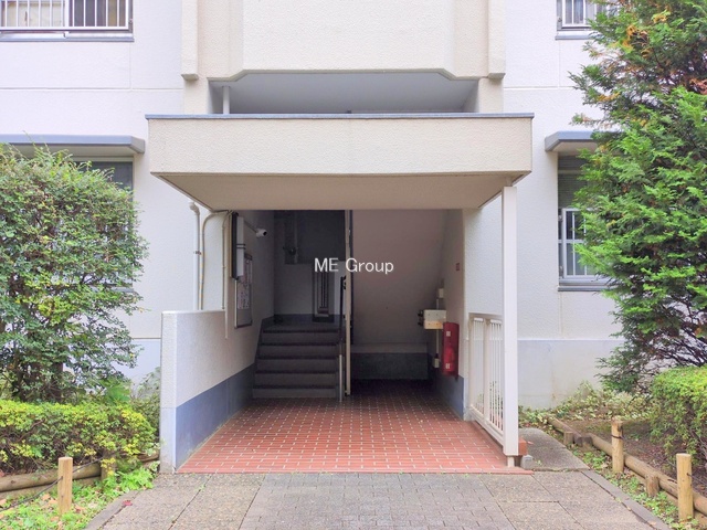 �G���g�����X -