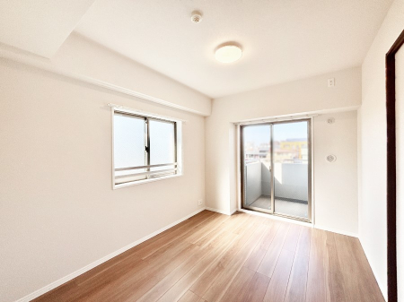 �Q�� ���邢�o���R�j�[�T�C�h�ɗm����ݒu�B�ڊo�߂̗ǂ��Q���ɁB