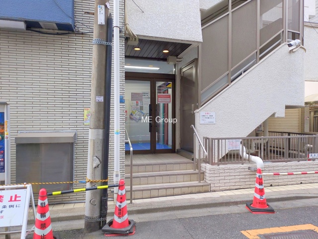 �G���g�����X -