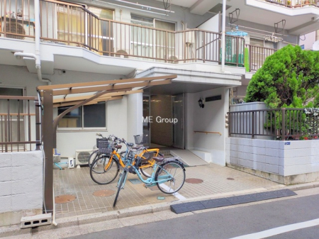 �G���g�����X -