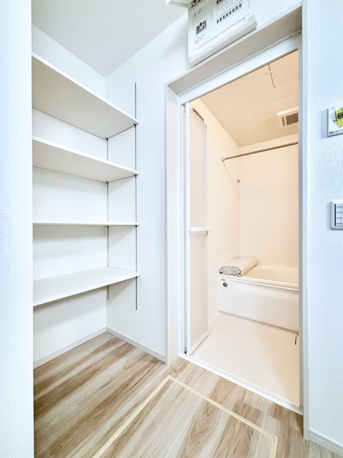 ���̑� ���������W�܂肪���ȃ����h���[�X�y�[�X�ɂ��ꂵ�����I���[�I