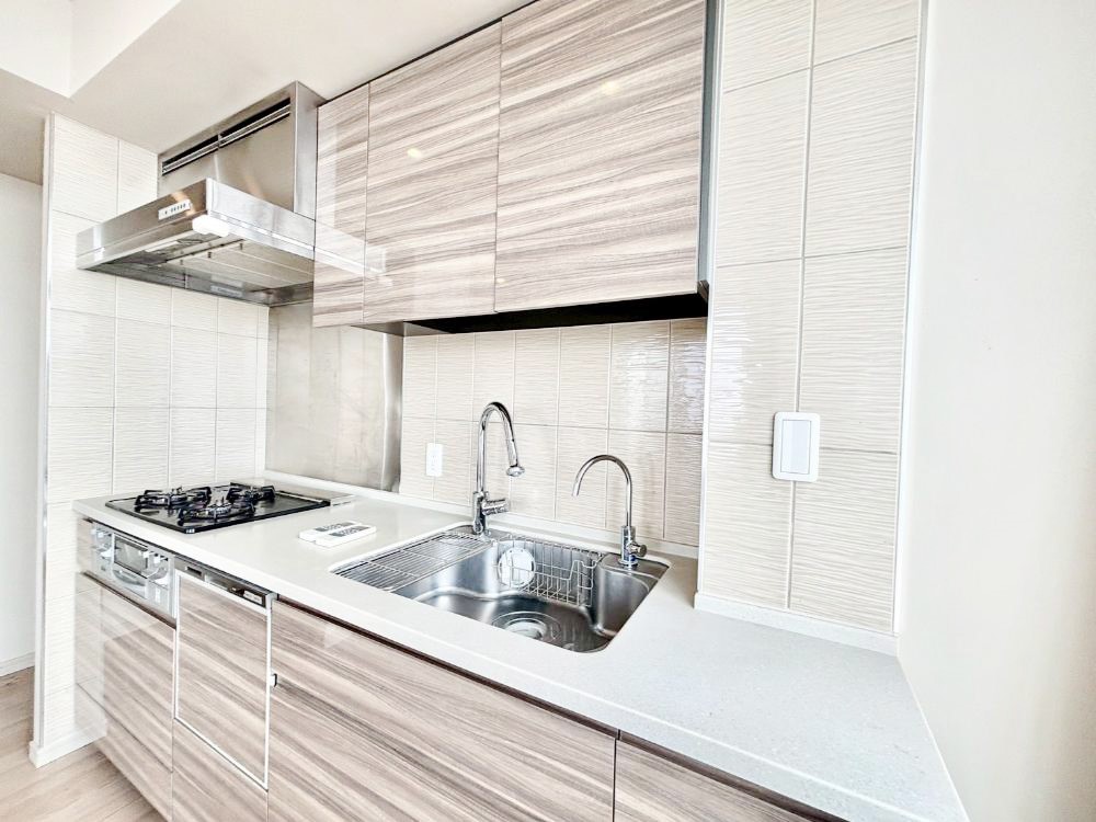 �L�b�`�� �L�X�Ƃ����g������̗ǂ��L�b�`���œ��X�̂��������y�����Ȃ肻��