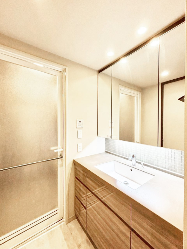 ���ʑ�E���ʏ� �㎿�Ȑ��ʋ�Ԃ���Ƃ�̎��Ԃ����o