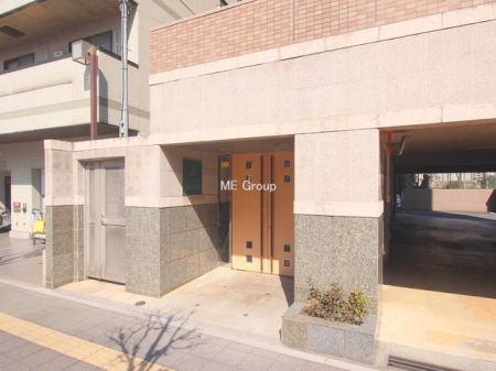 �G���g�����X -