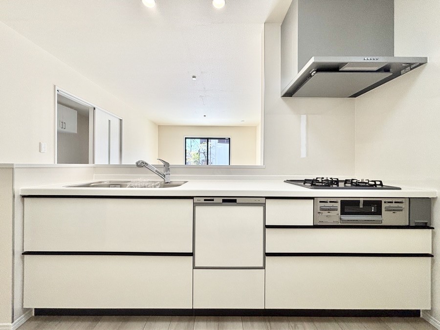 �L�b�`�� �������������I�ɁA�y�����I�V�X�e���L�b�`��  