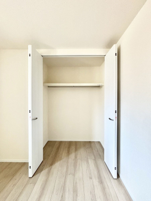 ���[ �����Ղ�̎��[�X�y�[�X�ŉ��K�ɕ�点���� 