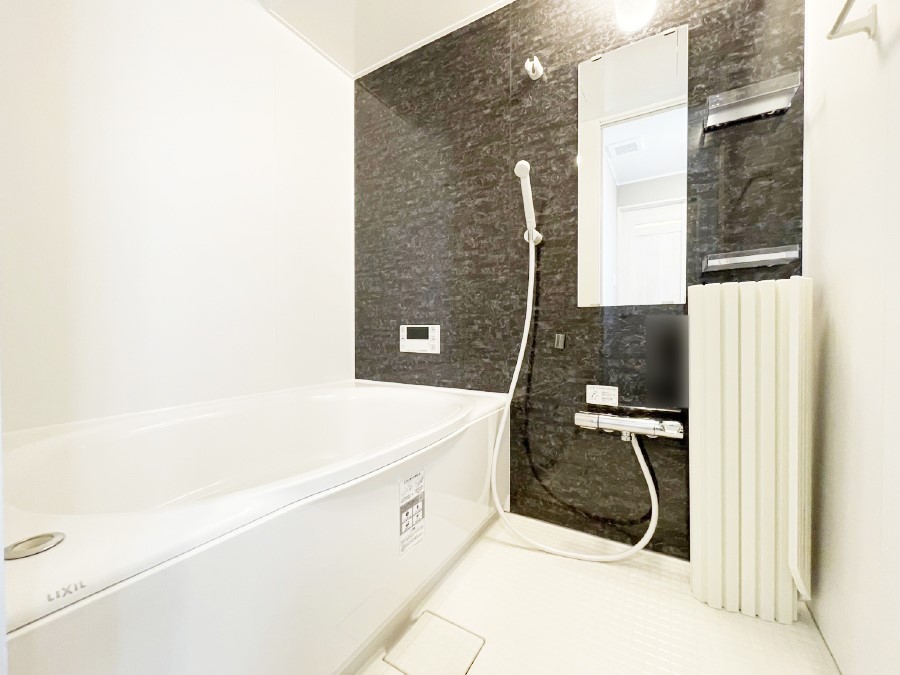 ���� ����̔�������Ă���閾�邢�������̂���o�X���[��