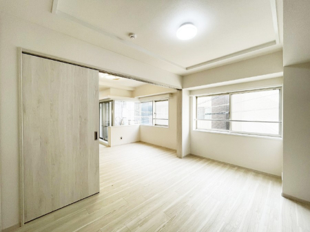 ���̑����� �u�₩�ȓ��������������S�̂�D������ݍ���ł���܂�