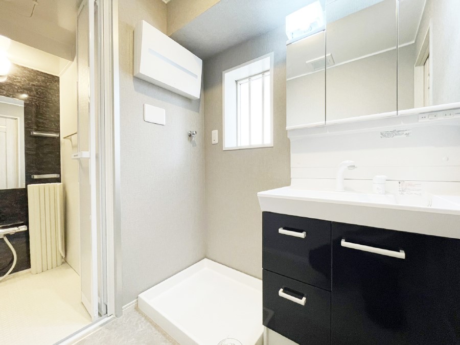 ���ʑ�E���ʏ� ������������ʉ��ώ��Œ��̐g�x�x�����K