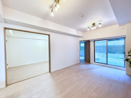 ���r���O �Ƒ��ꏏ�ɂ��H�����y���݂����Ȃ�L�X���r���O�_�C�j���O