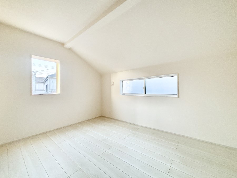 �Q�� ���z�V����̗p���ĊJ�������v���X�B�Q�ʍ̌��Ŗ��邭���ʂ����ǍD�ł��B