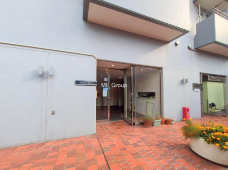 �G���g�����X -