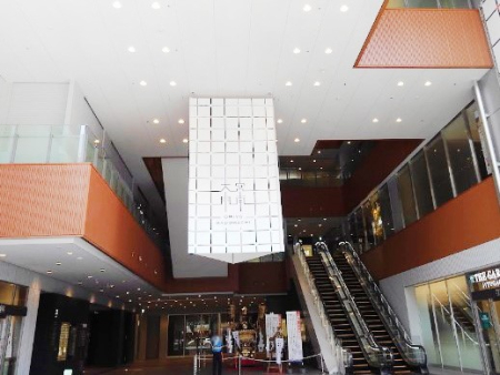 ���ӊ� �V���b�s���O�Z���^�[ 350m ��{��XEAST