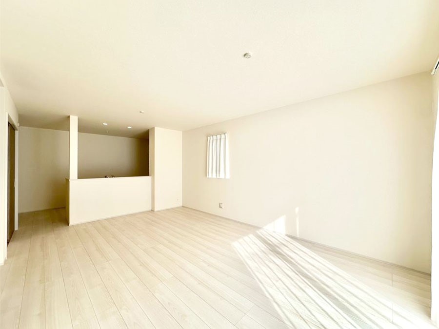 ���r���O �Z�ޕ��̌��������o�����A�C���e���A���l����̂��y���݂ȃ��r���O�ł��I 