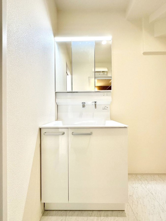 ���ʑ�E���ʏ� �傫�����₷���O�ʋ��Ő�����������ʑ�́A�g�����Ȃ݃`�F�b�N�┧�̂������ɂ������߂ł��B 