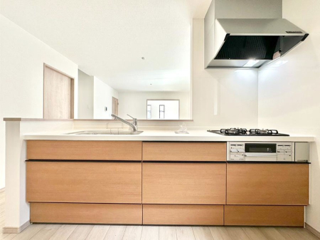 �L�b�`�� �������������I�ɁA�y�����I�V�X�e���L�b�`��  