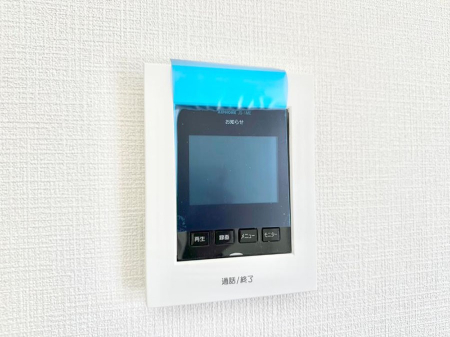 ���̑����� TV���j�^�[�t���C���^�[�t�H���Ŗh�Ɩʂ����S�ł��B