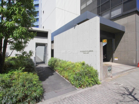 �G���g�����X -