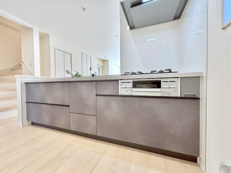 �L�b�`�� �������������I�ɁA�y�����I�V�X�e���L�b�`��  