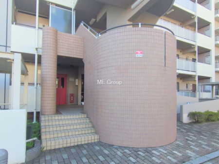 �G���g�����X -